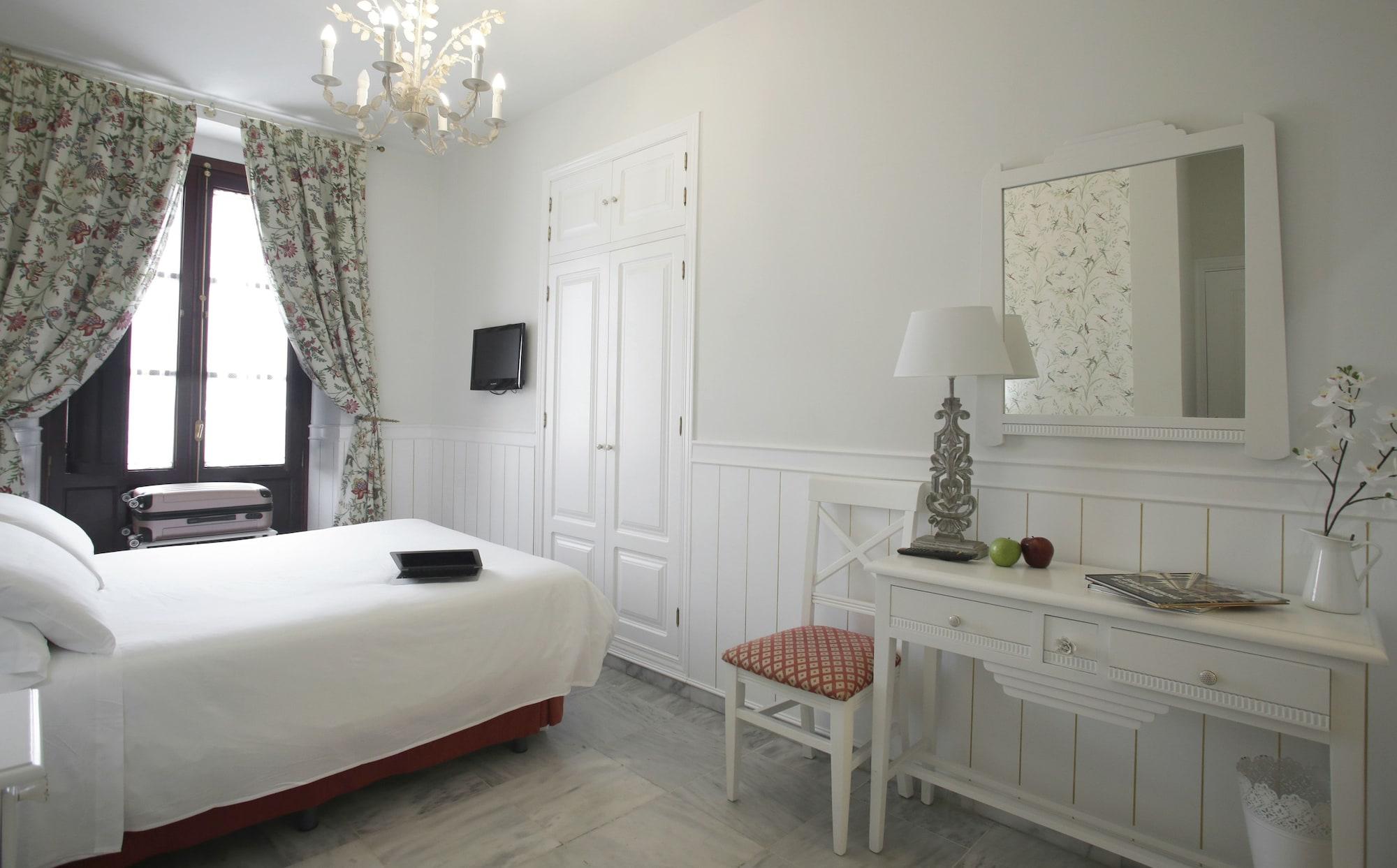 Basic Hotel Puerta De Sevilla Zewnętrze zdjęcie