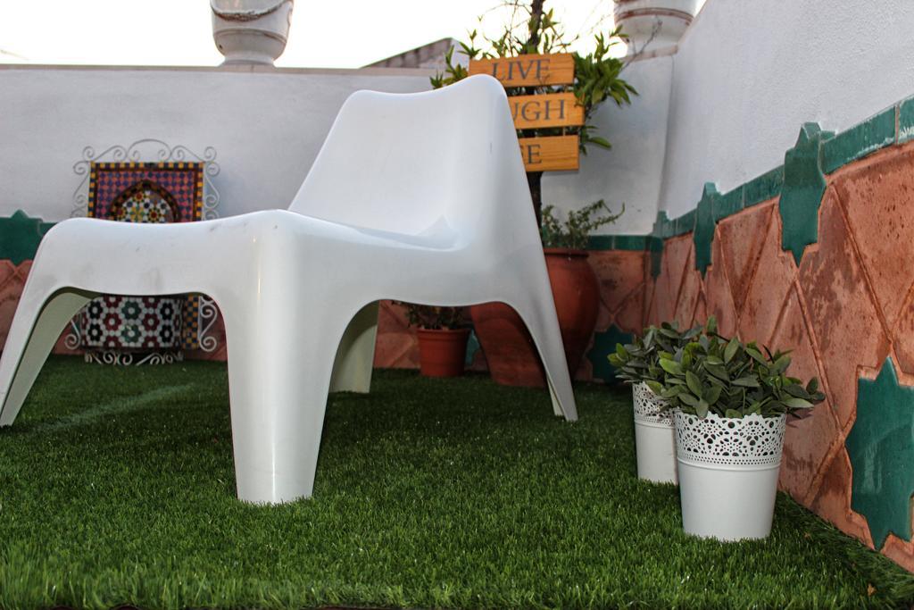 Basic Hotel Puerta De Sevilla Zewnętrze zdjęcie
