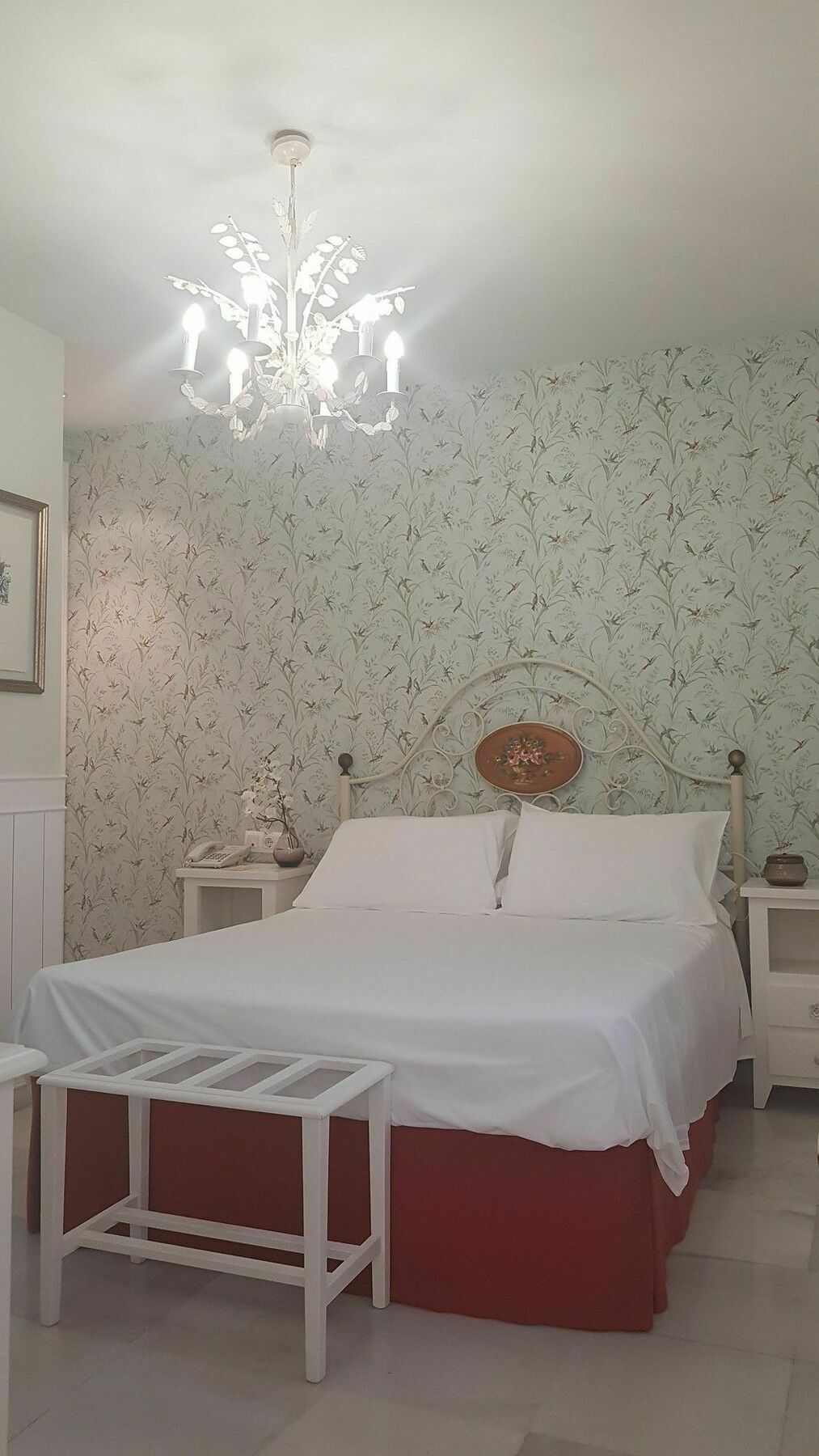 Basic Hotel Puerta De Sevilla Zewnętrze zdjęcie